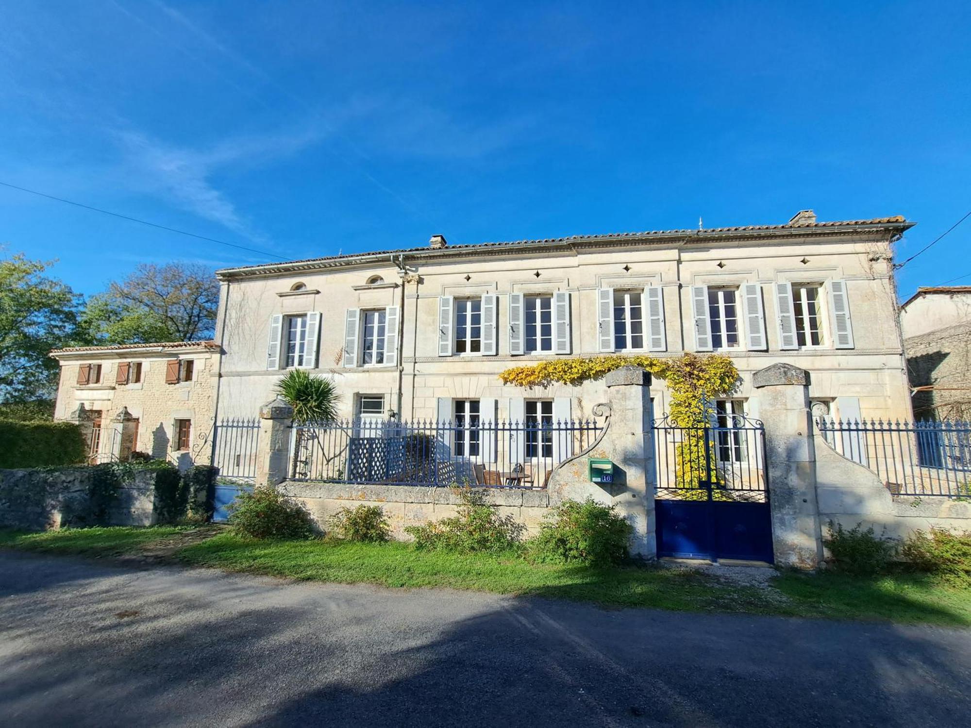 Le Moulin Etourneau - 3 Gites Avec 2 Piscines Champagnac  Kültér fotó